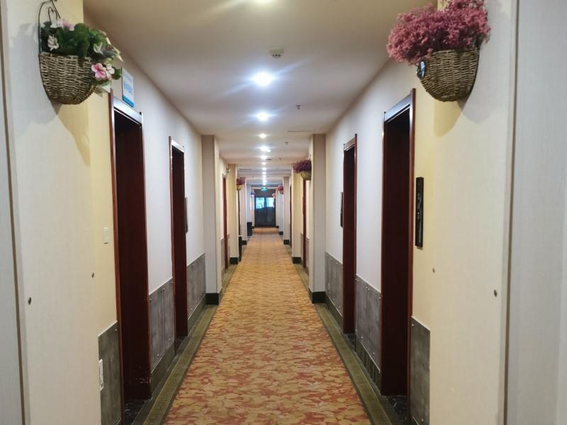 Greentree Inn Henan Hebi Hengshan Road Business Hotel Exterior foto